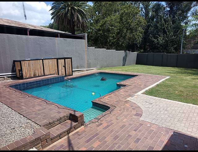 3 BEDROOM HOUSE FOR SALE IN SOUTH CREST